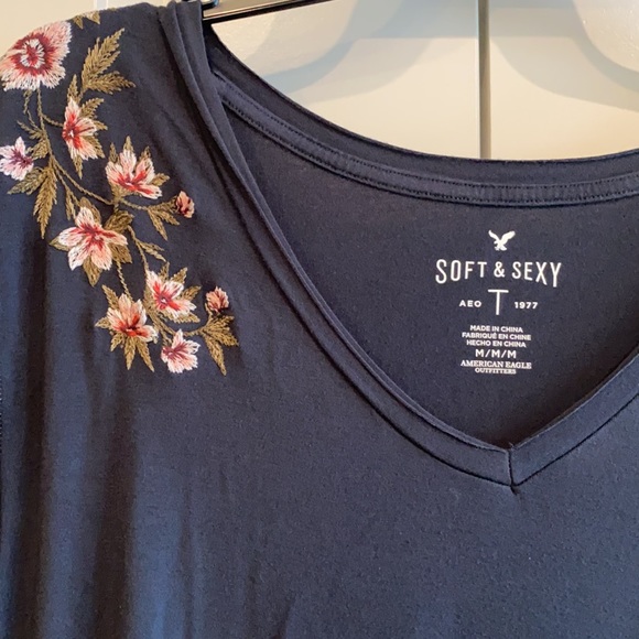 AE Embroidered t-shirt - dark gray - Picture 3 of 3